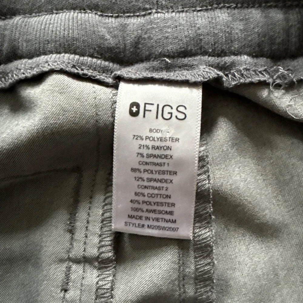 FIGS‎ Technical Collection Style M20SW2007 Men's Small Gray Joggers